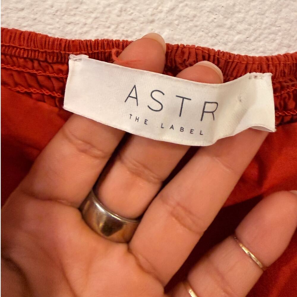 ASTR the Label orange Midi Dress with Puff Sleeves & Slit - Small - Picture 4 of 10